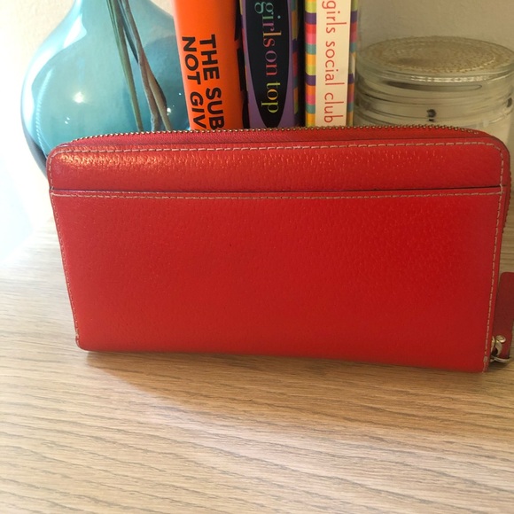 Kate Spade red wallet - Picture 2 of 5